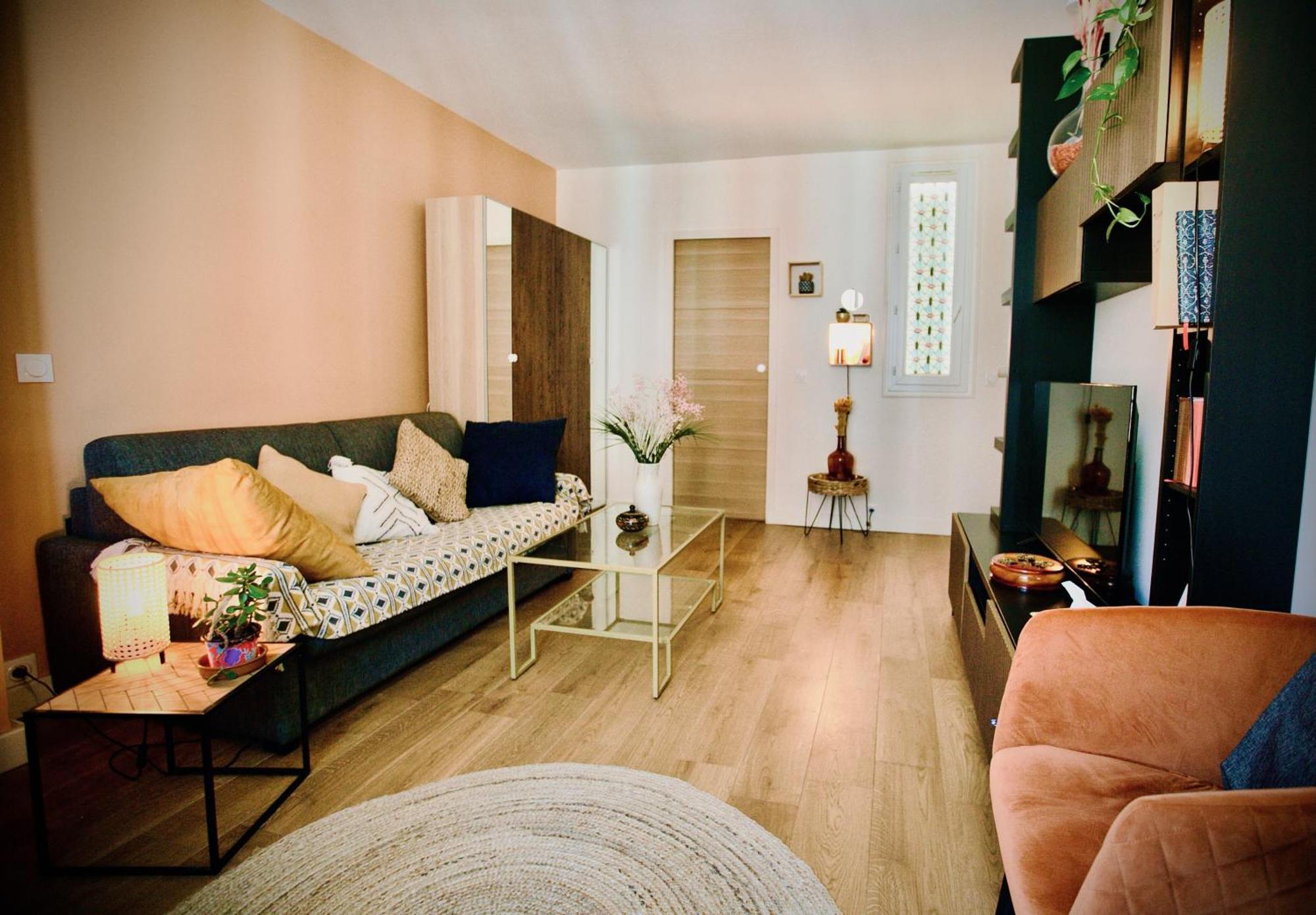 Petit Cocon Proche De La Porte De Versailles ! Apartment *